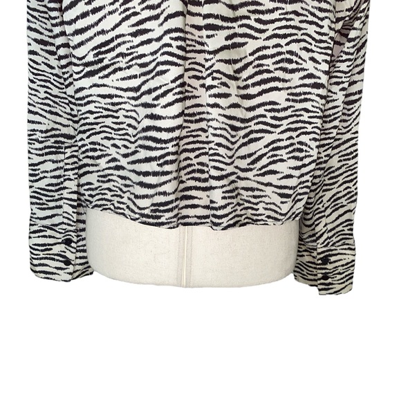 Zara Zebra Oversized Cropped Button Down Blouse - M - Picture 7 of 11